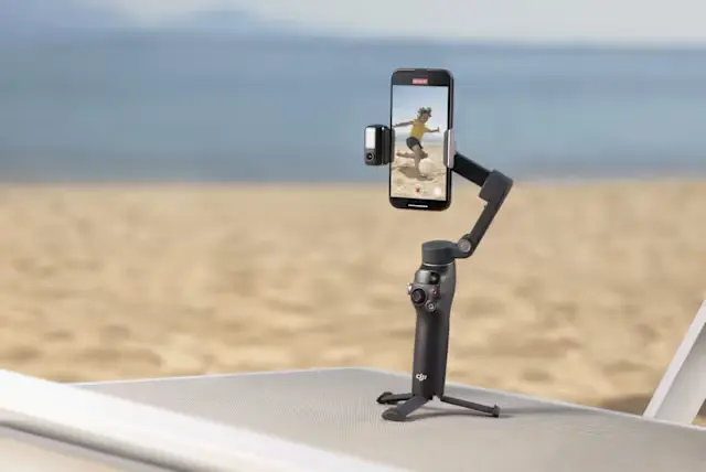 Gimbal DJI Osmo Mobile 7P με ράβδο επέκτασης και AI παρακολούθηση